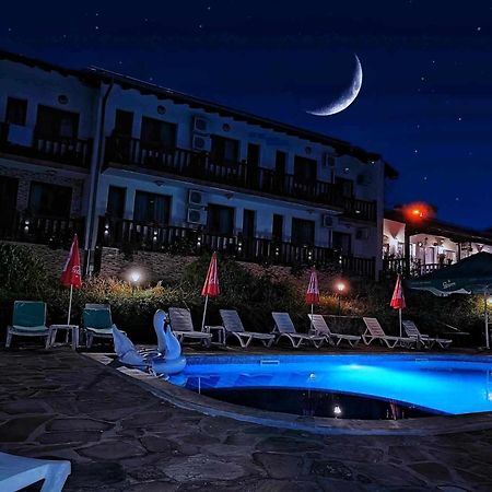 Family Complex Krisbo Hotel Donkovtsi Luaran gambar