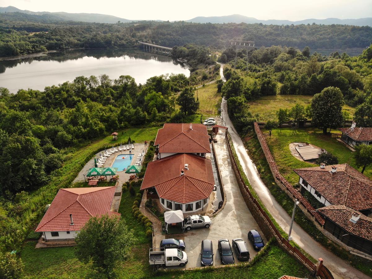 Family Complex Krisbo Hotel Donkovtsi Luaran gambar